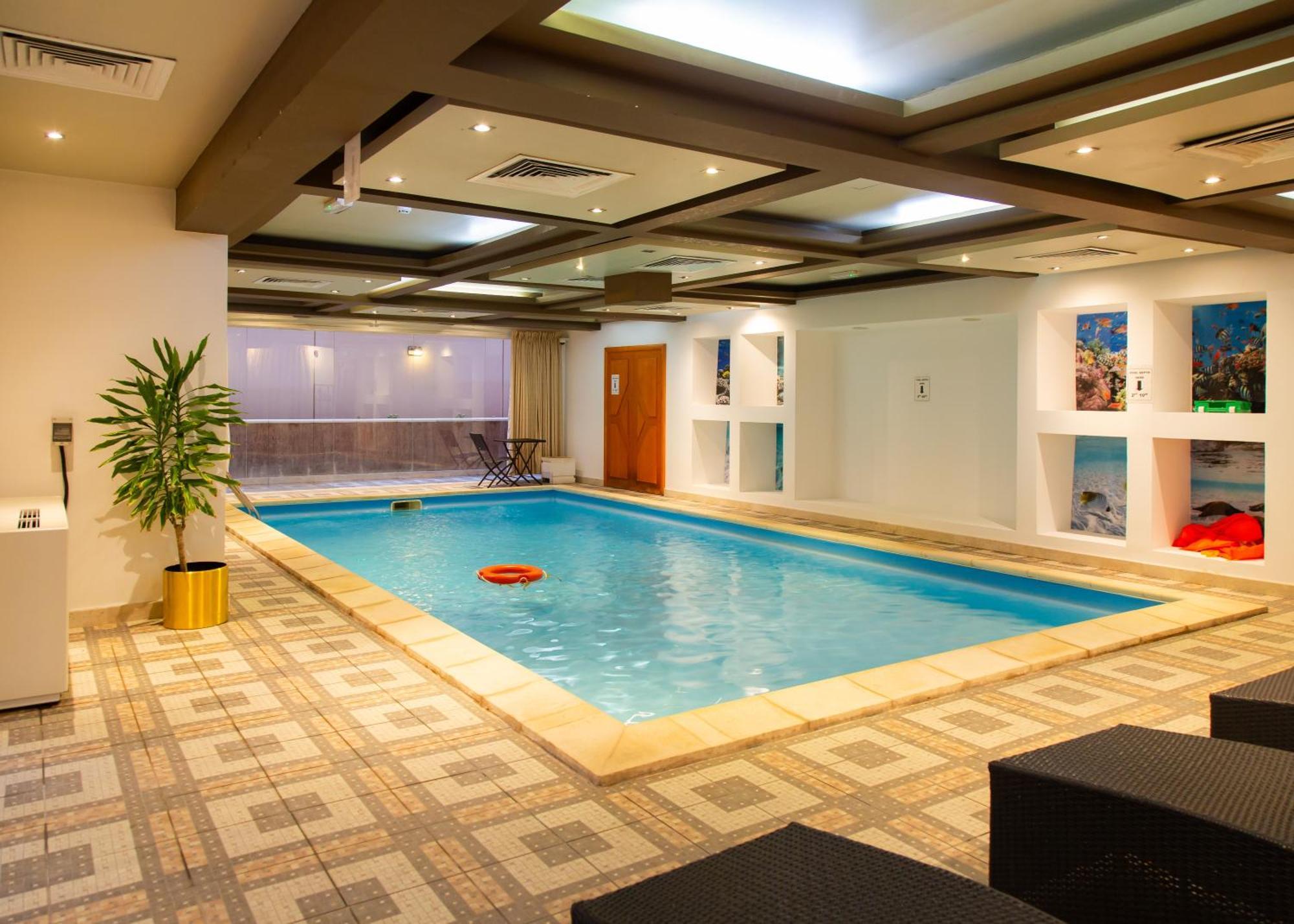 Al Liwan Residence Доха Екстер'єр фото