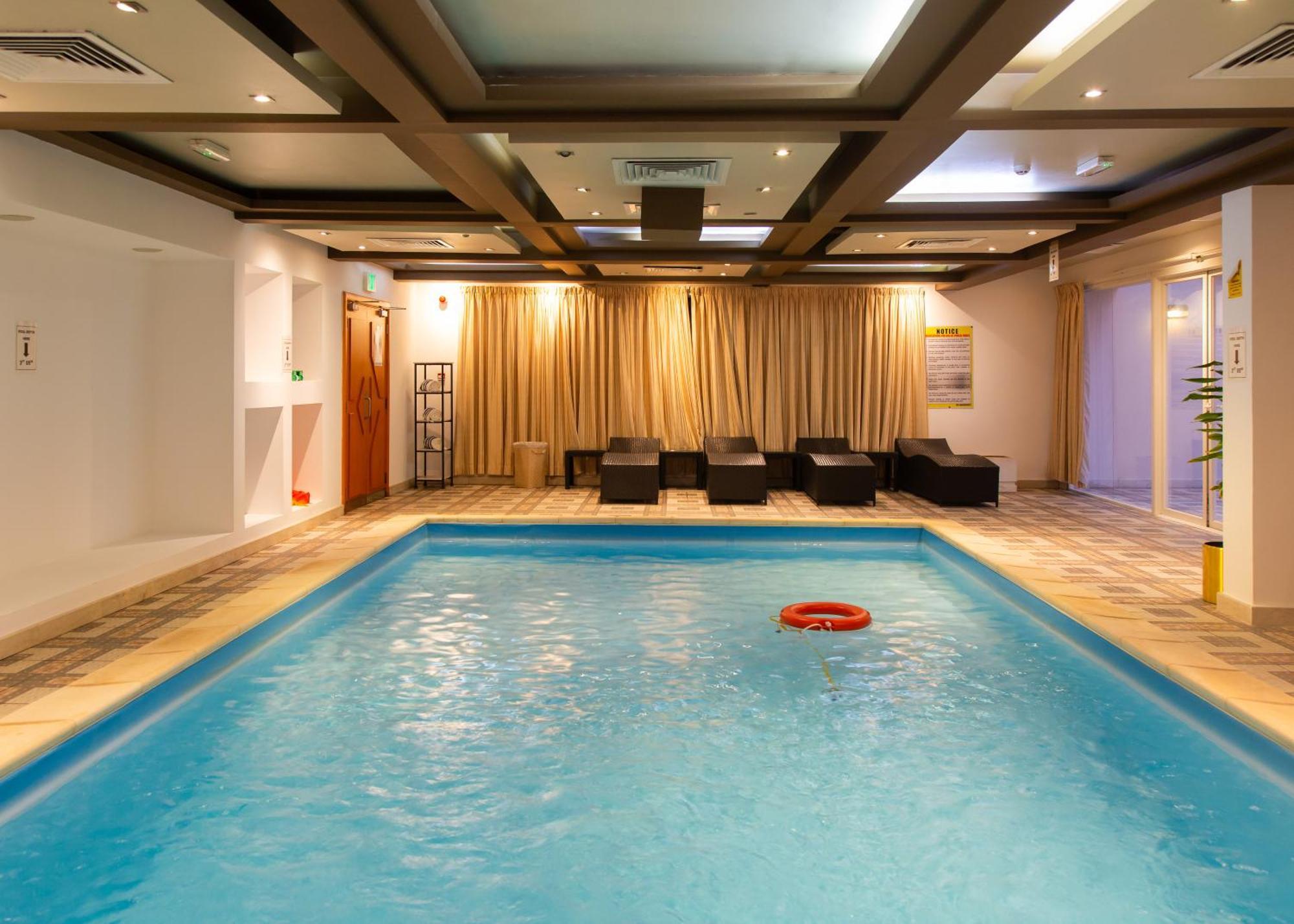 Al Liwan Residence Доха Екстер'єр фото